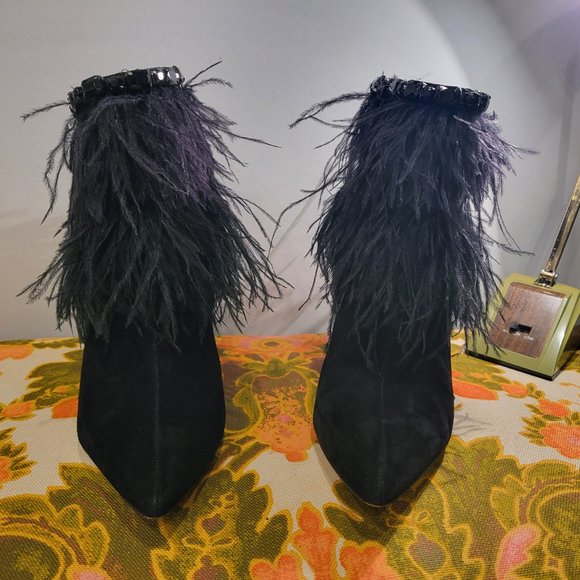 Jessica Simpson Black Suede Ostrich Feather Ankle Boots Size 8.5 Beaded - Picture 3 of 10